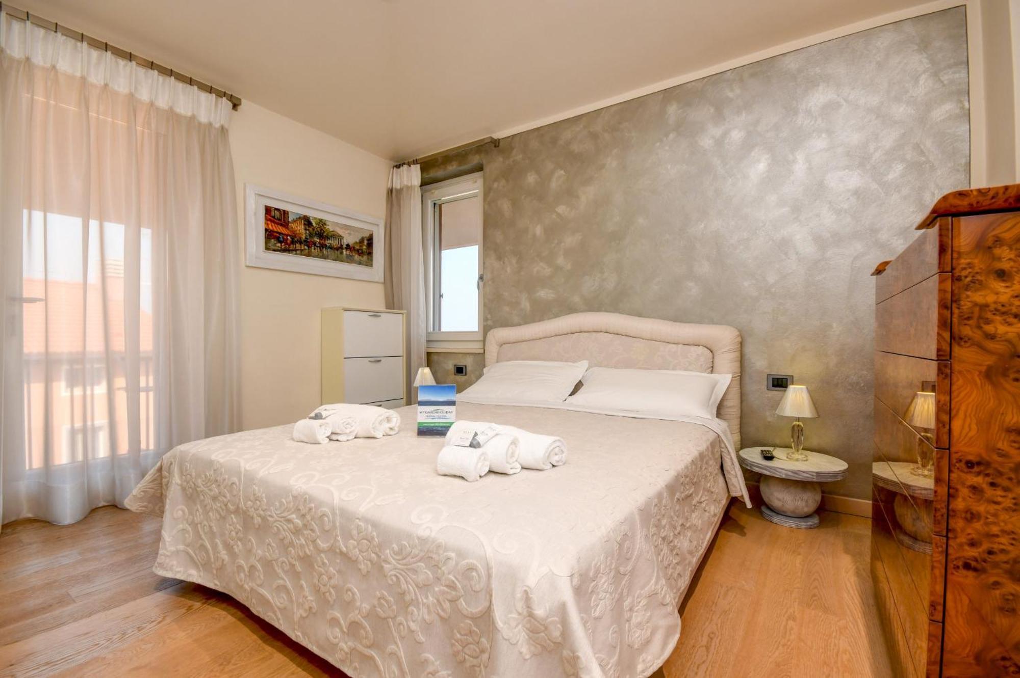 My Desenzano Exclusive Home Дезенцано-дель-Гарда Экстерьер фото